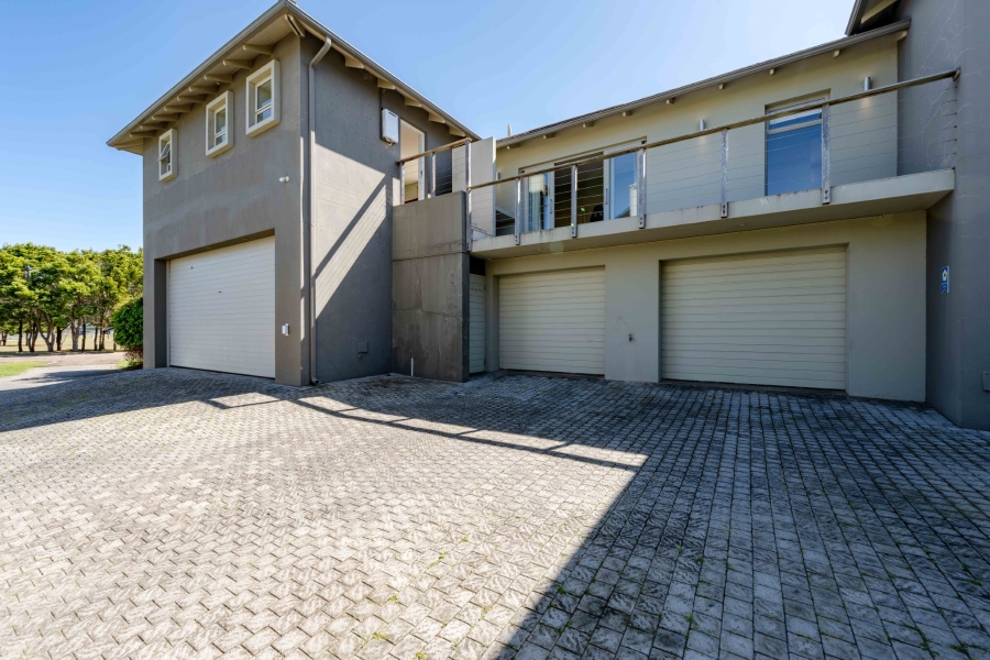 5 Bedroom Property for Sale in Keurbooms River Western Cape